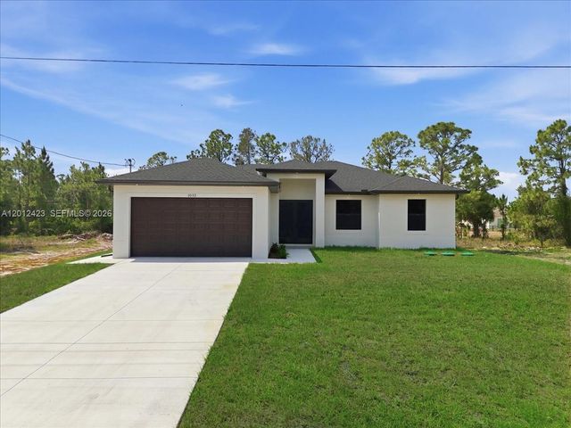 1032 CANDLELIGHT DR, Other City - In The State Of Florida, FL 33974