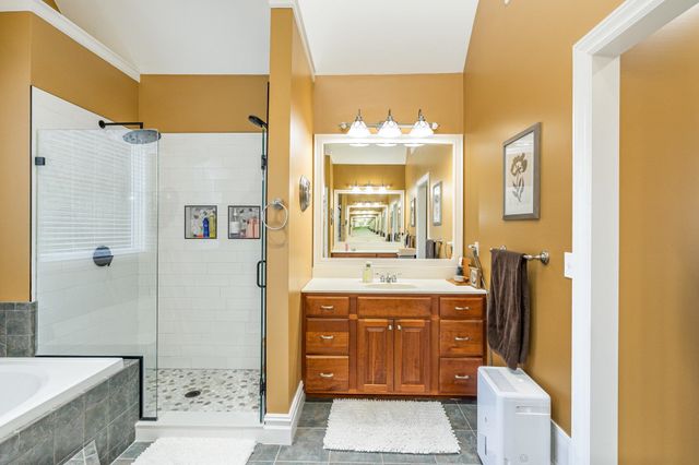 1438 Wallinda Road, Essexville, MI 48732