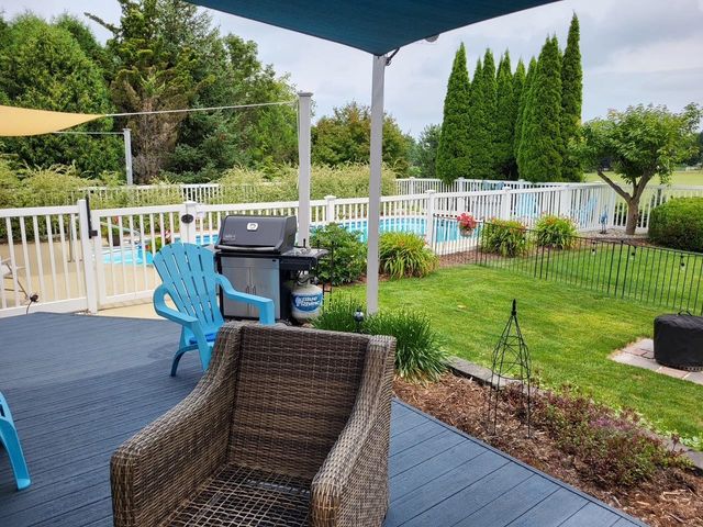 1438 Wallinda Road, Essexville, MI 48732