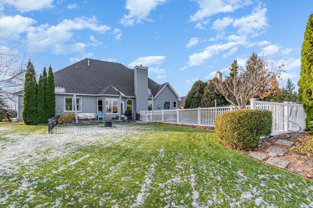 1438 Wallinda Road, Essexville, MI 48732