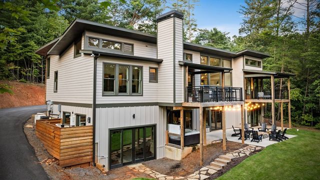 177 Creekside Landing, Ellijay, GA 30540