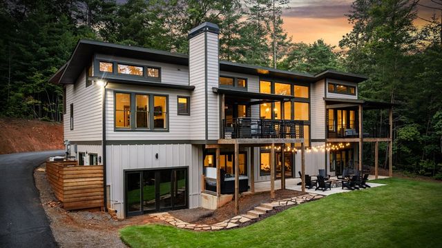 177 Creekside Landing, Ellijay, GA 30540