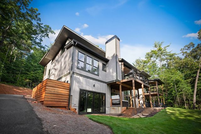 177 Creekside Landing, Ellijay, GA 30540