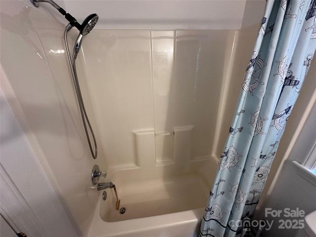 105 Marina Lane, New London, NC 28127