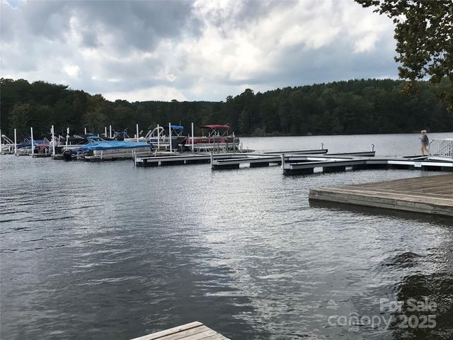 105 Marina Lane, New London, NC 28127