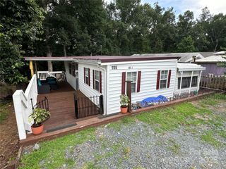 105 Marina Lane, New London, NC 28127