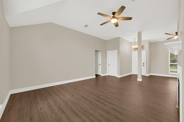 16111 Blue Mesa Ridge Drive, Friendswood, TX 77546