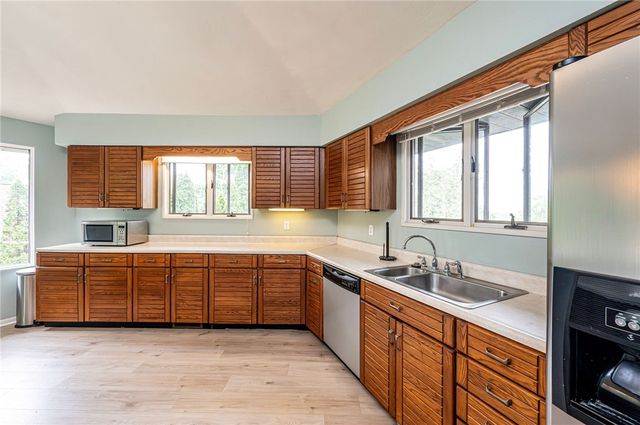 3150 Princeton Rd, Unity Twp, PA 15601