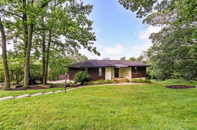 3150 Princeton Rd, Unity Twp, PA 15601