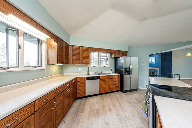 3150 Princeton Rd, Unity Twp, PA 15601