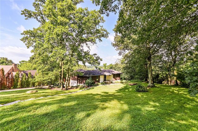 3150 Princeton Rd, Unity Twp, PA 15601