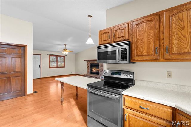 207 Irma Lane, Maryville, IL 62062