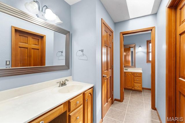 207 Irma Lane, Maryville, IL 62062