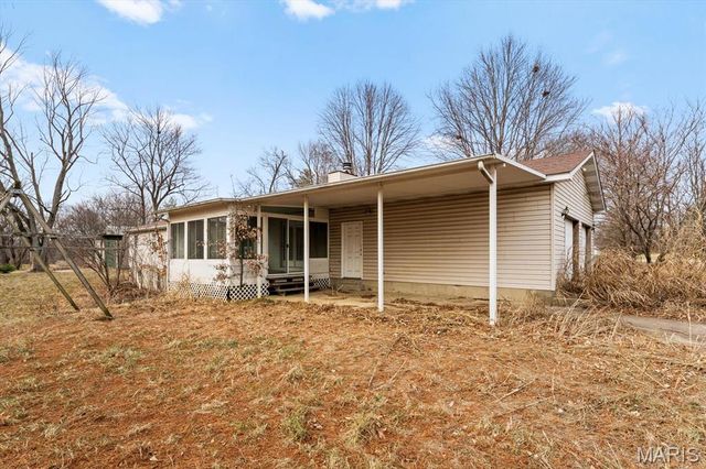 207 Irma Lane, Maryville, IL 62062