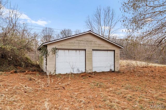 207 Irma Lane, Maryville, IL 62062