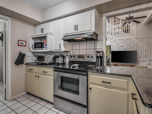 17505 Woodsorrel Road, Edmond, OK 73012