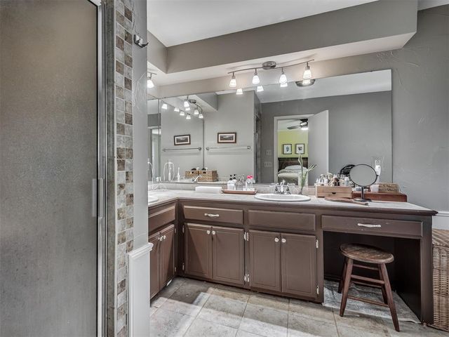 17505 Woodsorrel Road, Edmond, OK 73012