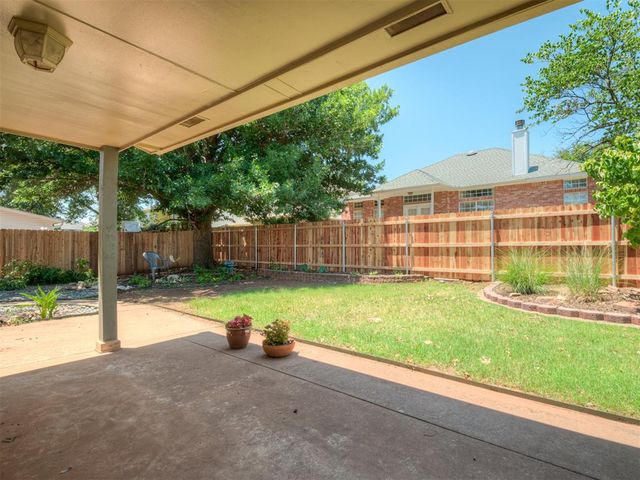 17505 Woodsorrel Road, Edmond, OK 73012