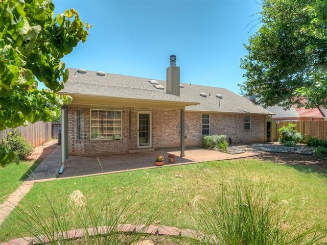 17505 Woodsorrel Road, Edmond, OK 73012