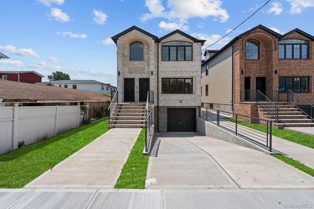 21948 143rd Avenue, Springfield Gardens, NY 11413