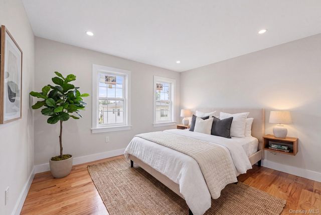 21948 143rd Avenue, Springfield Gardens, NY 11413