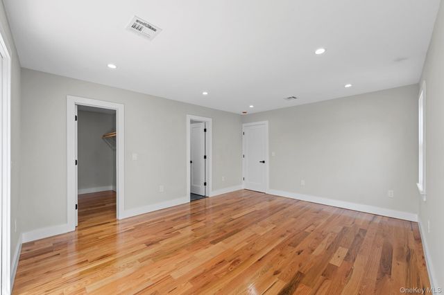 21948 143rd Avenue, Springfield Gardens, NY 11413