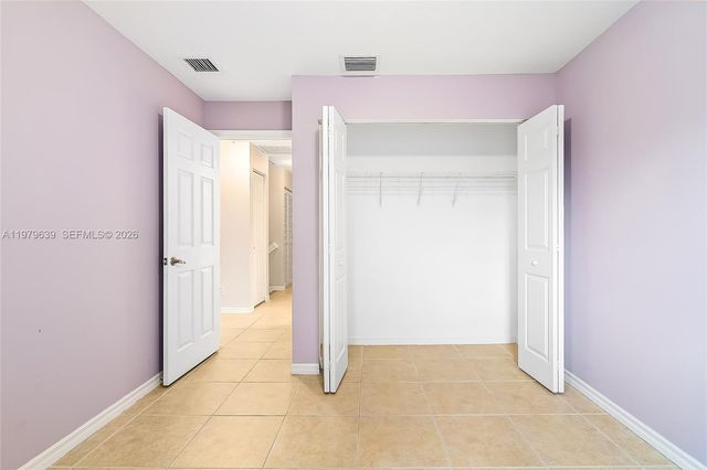 330 SW 2nd Ave 12, Hallandale Beach, FL 33009