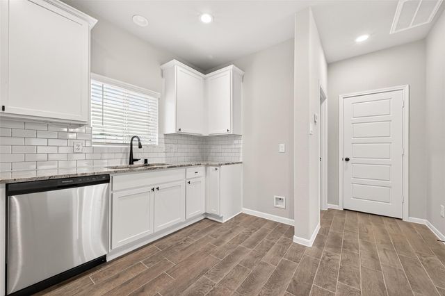 505 Stone Placa Trail, Brookshire, TX 77423