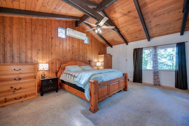 1961 Caprine Hill Trl, Pollock Pines, CA 95726