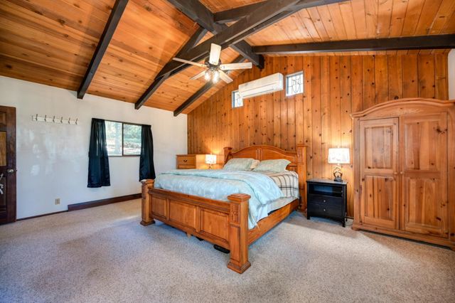 1961 Caprine Hill Trl, Pollock Pines, CA 95726