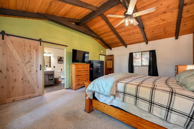 1961 Caprine Hill Trl, Pollock Pines, CA 95726