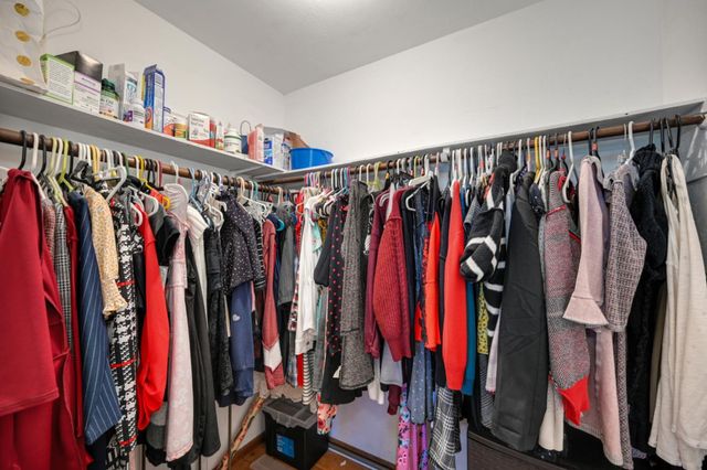 1961 Caprine Hill Trl, Pollock Pines, CA 95726