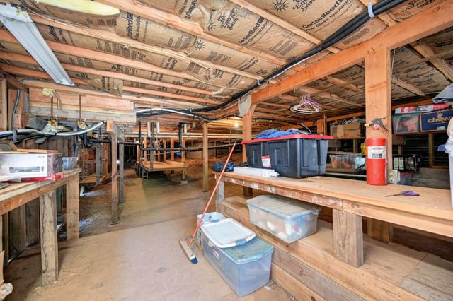 1961 Caprine Hill Trl, Pollock Pines, CA 95726