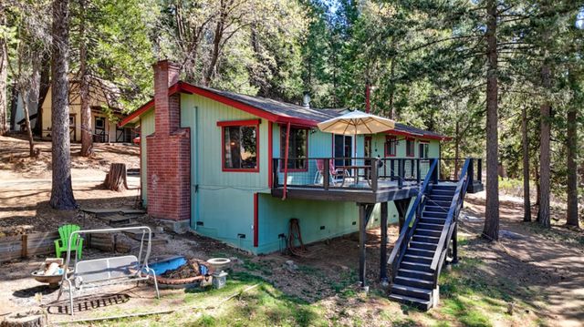 1961 Caprine Hill Trl, Pollock Pines, CA 95726