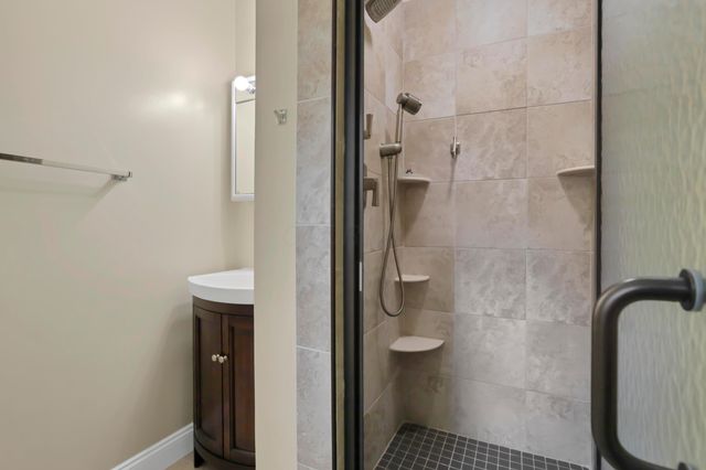 3783 Chevington Road, Columbus, OH 43220