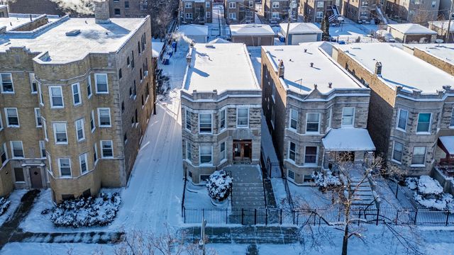 5215 W Van Buren Street, Chicago, IL 60644