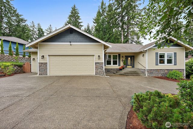 321 E Fairway Dr, Allyn, WA 98524