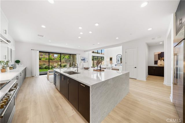 108 Coldwater, Irvine, CA 92602