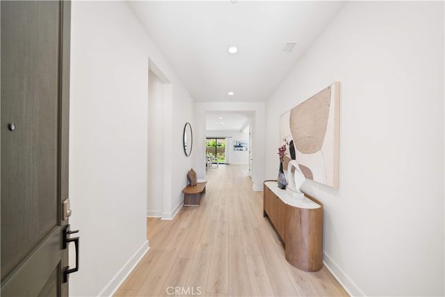 108 Coldwater, Irvine, CA 92602
