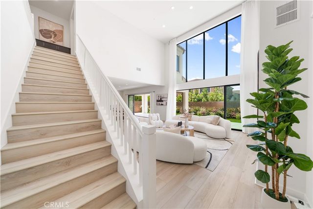 108 Coldwater, Irvine, CA 92602