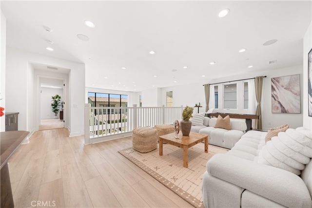 108 Coldwater, Irvine, CA 92602