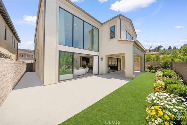 108 Coldwater, Irvine, CA 92602