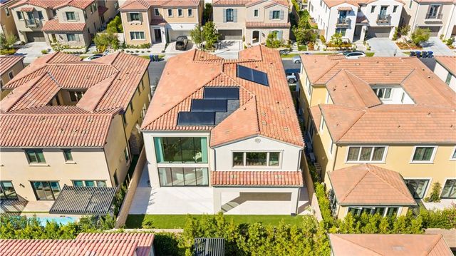 108 Coldwater, Irvine, CA 92602