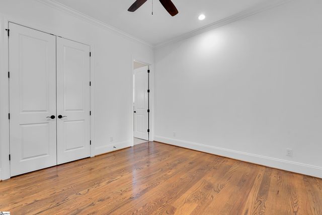 201 Chestnut Pond Lane, Simpsonville, SC 29681