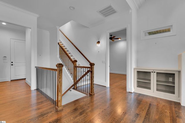 201 Chestnut Pond Lane, Simpsonville, SC 29681