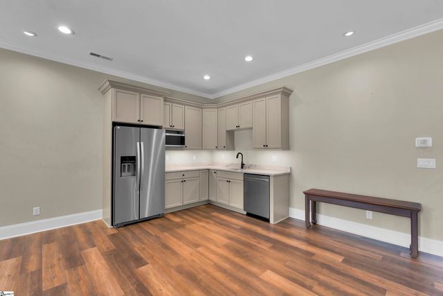 201 Chestnut Pond Lane, Simpsonville, SC 29681