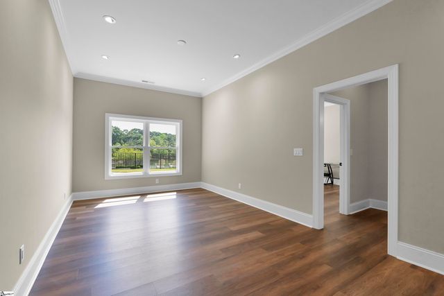 201 Chestnut Pond Lane, Simpsonville, SC 29681