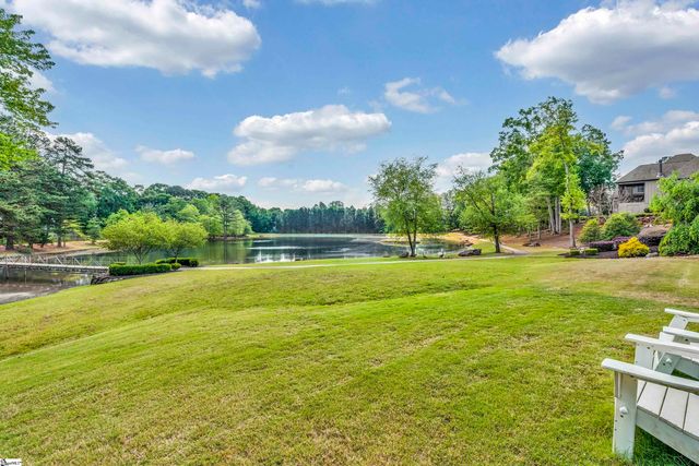 201 Chestnut Pond Lane, Simpsonville, SC 29681