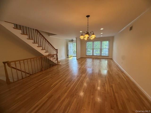 71 Orchard Street, Manhasset, NY 11030