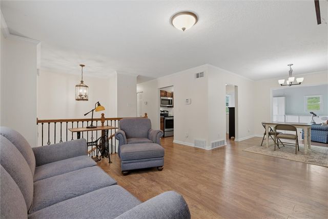 134 Stucky Rd, Forward Twp, PA 16053